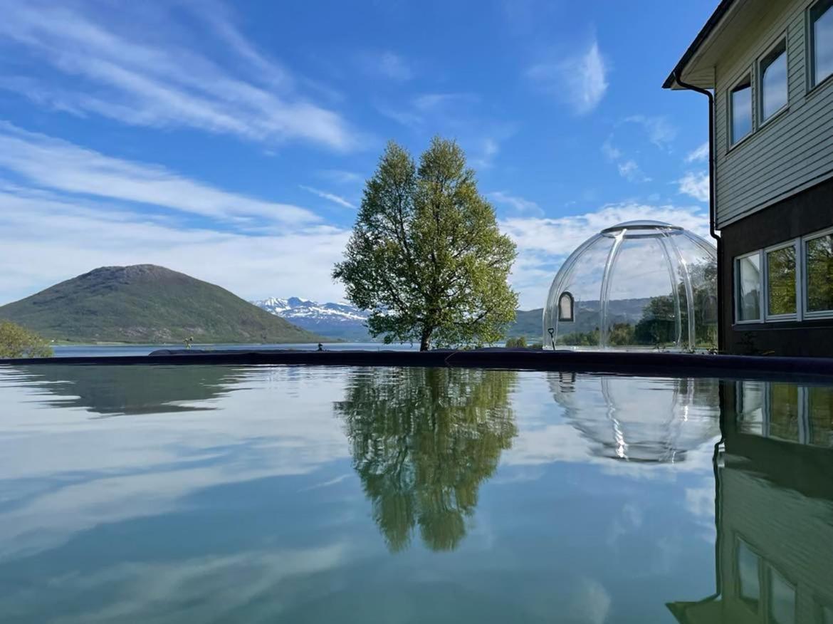 Hotel Tjeldoya Slott Hov  Exterior foto